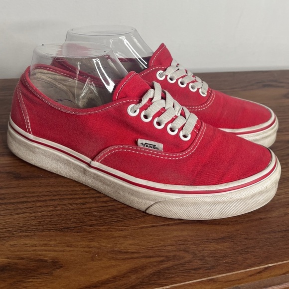 Vans Authentic Red Women’s size 8 Classic Skater 90s Hipster Casual Sneakers - Picture 2 of 10
